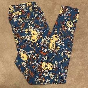 Lularoe Tall and Curvy leggings-blue grey bkgrd with light yellow,orange floral